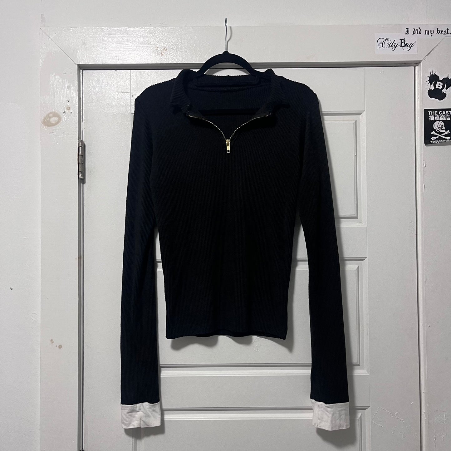 Ribbed knit quarter zip